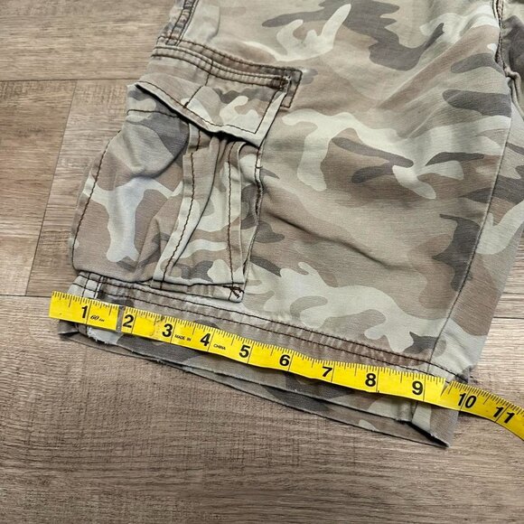 Levi's Men's Shorts - Picture 4 of 4